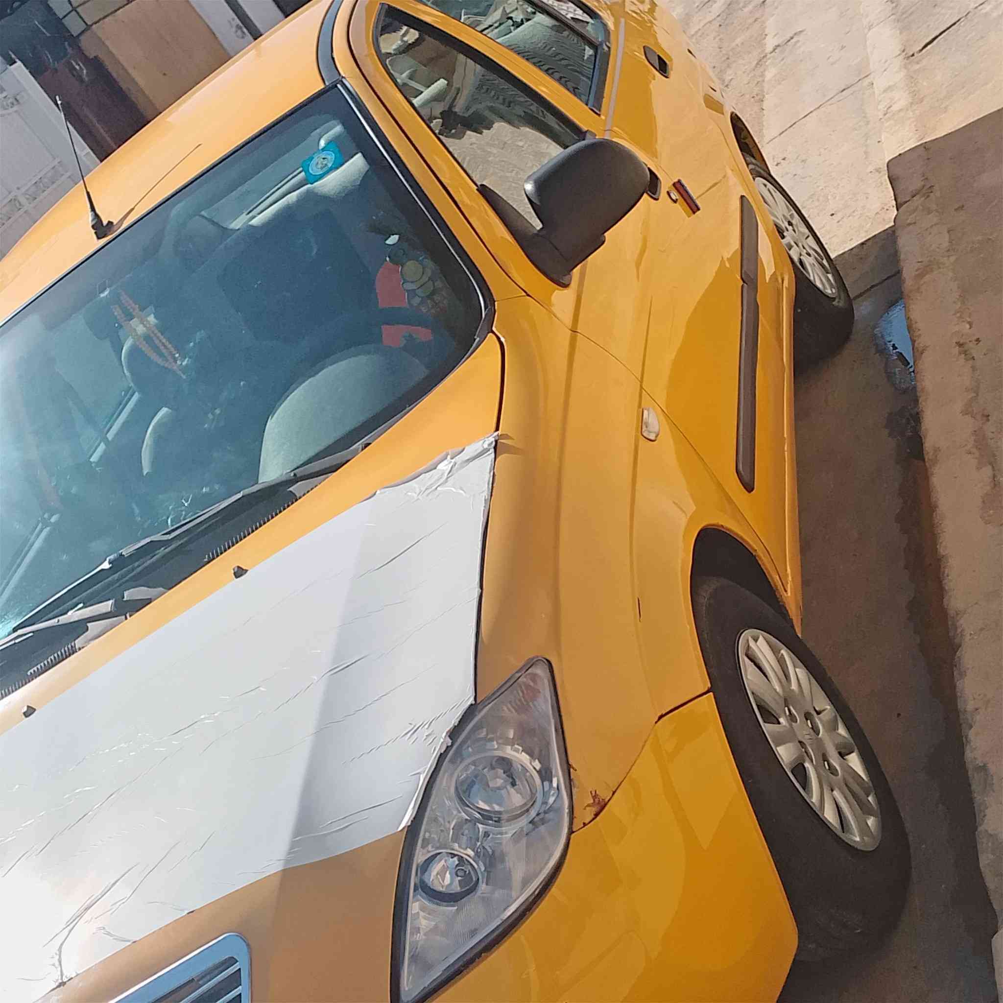 طيبه 15سياره خير من الله فقط جاملغ تخم تاير كهربائيات رقم انكليزي هزه جديده سنويه جديده تحويل كبل بسم المشتري ***********السعر 37وبيها مال قليل
