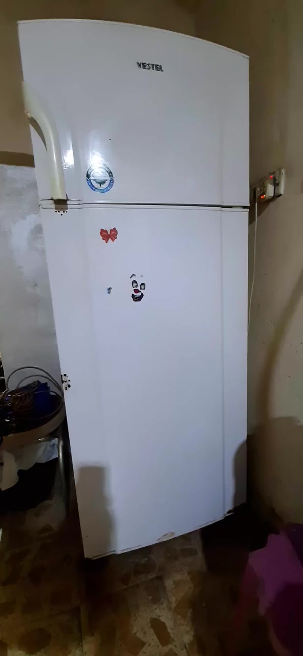 ثلاجة فستل ١٦ قدم شرط التجميد وكما في التصوير .
السعر ١٠٠
العنوان / البصرة 
الاتصال / ماسنجر


**إذا كنت صاحب هذا الإعلان وتريد حذفه لأي سبب، رجاءا أرسل رسالة إلى الدعم الفني**