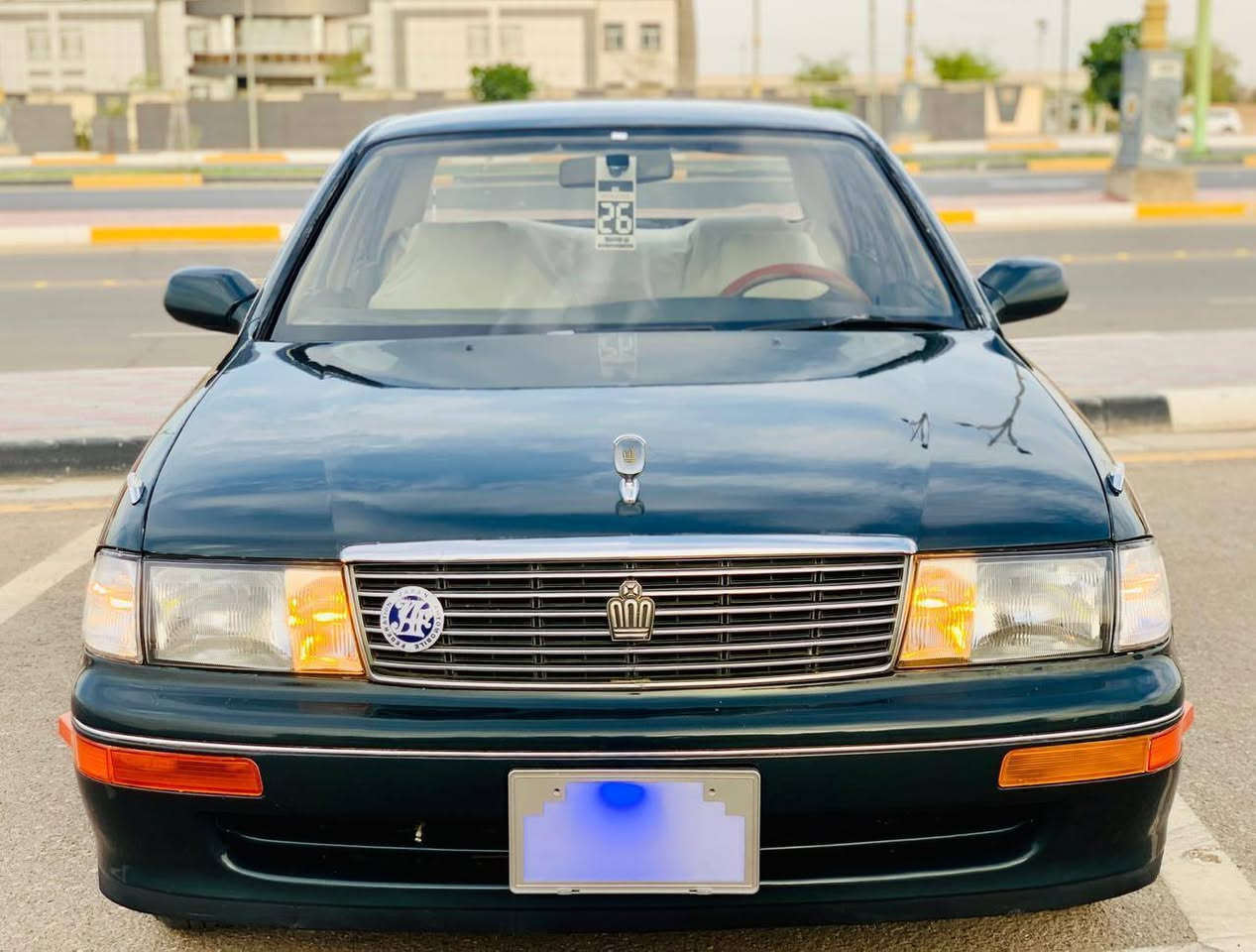 السلام عليكم ورحمة الله 
للبيع بطه متصل لون زيتوني موديل 1993 رقم بصره تحويل مباشر 
گير ومكينه 2500 شرط النظافه 
السياره كفاله عامه من كص ونقل وعيب وضربه واصوليات فقط رشه جماليه اثر جراد مابيها قطره معجون السياره جاهزه من دواخل حاويه تبريد ثلج ❄️ تخم تاير حداديه كهربائيات كلها شغاله ويل بچم بك لايت ادامه جديده باتري داينمو سلف مامخلي بيها نقص مال جناي مكان السياره كربلاء السعر 50 وبيها مجال بسيط 
للاتصال،، ***********
