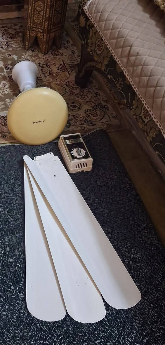 مروحة سقفية سانيو ياباني نظيفة شغالة كاملات الريش والسويجات شغلهن ناعم مستعملة جدا نظيفة استيراد المنشأة العامة التجارية العراقية السعر 90 الف يوجد توصيل العنوان بغداد العبيدي


**إذا كنت صاحب هذا الإعلان وتريد حذفه لأي سبب، رجاءا أرسل رسالة إلى الدعم الفني**