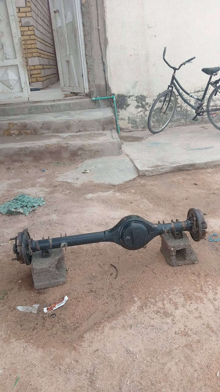 اكسن نضيف هوه ووياله مالته للبيع 100
وبي مجال رقم ***********
