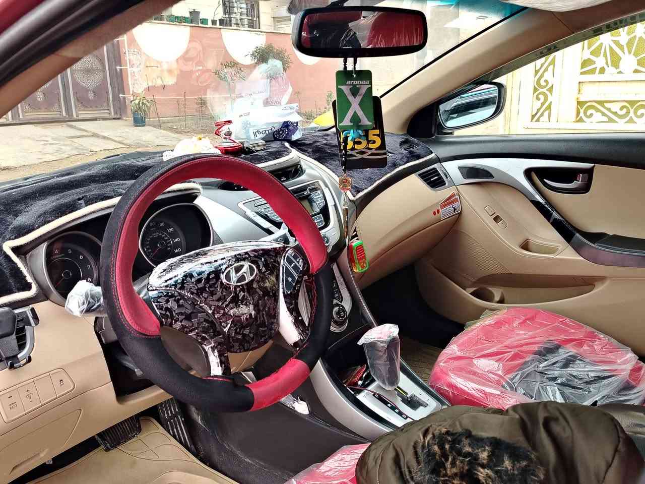 السلام عليكم للبيع او أمراوس
النترا ١٢ أمريكي بيها فقط راس الجاملغ صبغ عدا مكفوله السياره جديده بمعنى الكلمه محرك ١٨٠٠ دوش بلادي رقم انبار الدولي تحويل ثاني يوم السعر ١٠٥ وبيها مجال المكان السياره الرمادي الاستفسار عن هذا الرقم ***********
