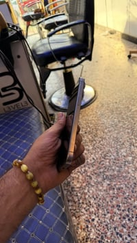 15 برو ماكس جهاز شخصي ونضيف فقط شاشه مبدله ماستر الجهازبطاريته 85 ذاكر...