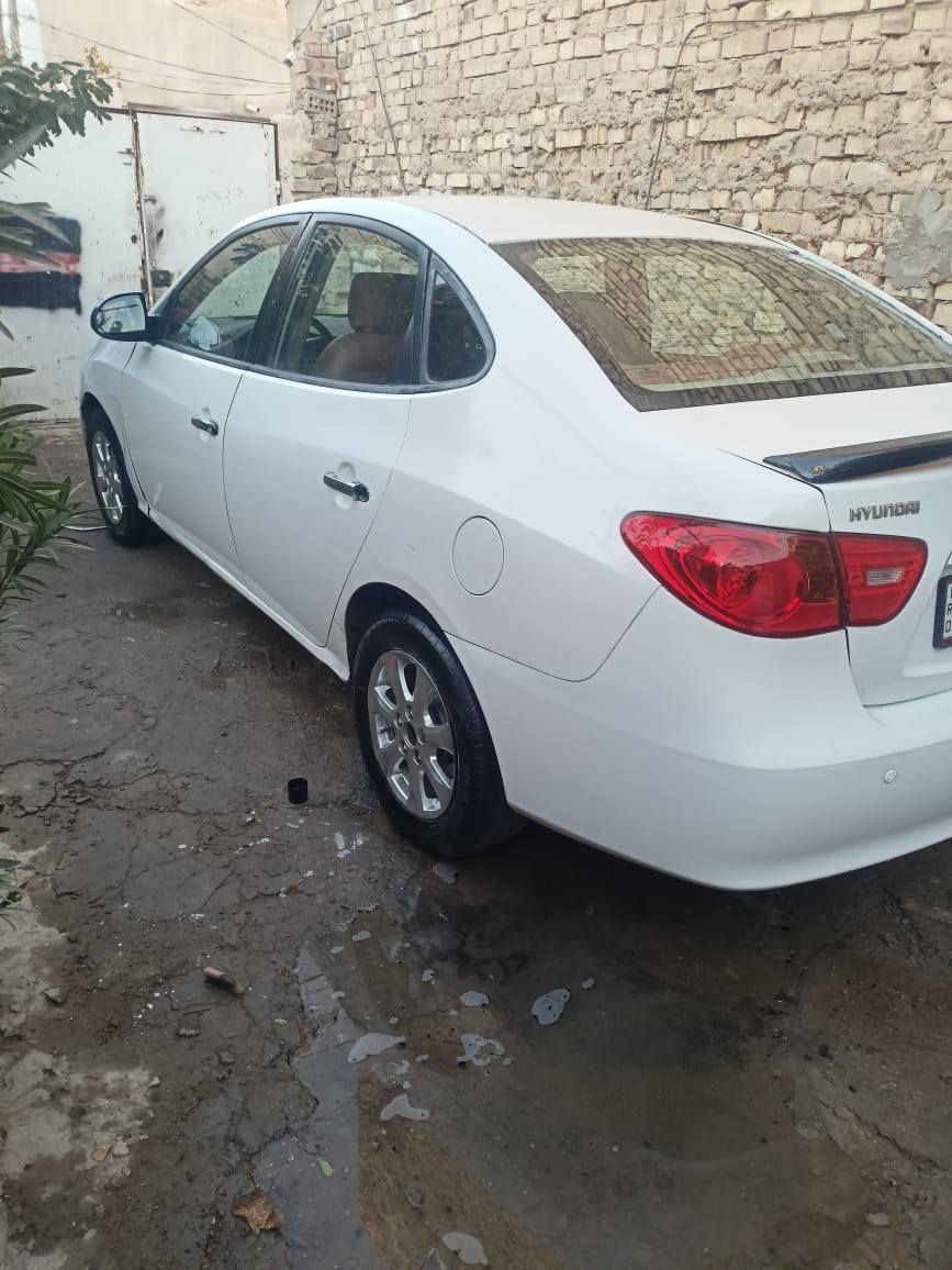 كصته جنطه  أدوات 
سياره مابيه سنويه 
مكينه وكير خير من الله سياره نضيفه 
تحم تاير جديد غرفته كلش نضيفه 
سياره مكانه حله محاويل 
***********
سعر لمطلوب ٣٨ ورقه وبيه مجال حك جيه 
سياره ٢٠١٠
حداديه جديده قبل سبؤع بدلته
