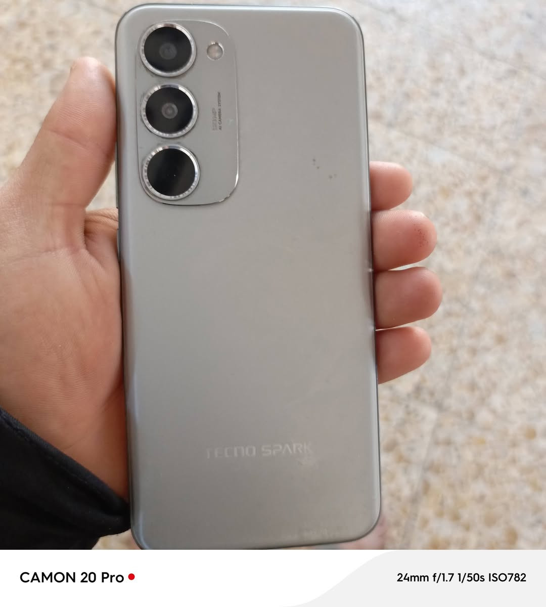 سلام عليكم موبايل تكنو نوت 40 مستخدم شهر واحد السعر 300 وبي مجال لتواصل عل خاص


**إذا كنت صاحب هذا الإعلان وتريد حذفه لأي سبب، رجاءا أرسل رسالة إلى الدعم الفني**