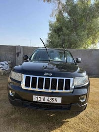 جيب موديل 2011 رقم بغداد الدولي الجديد. سياره جديده وضع شركه بدون حادث...