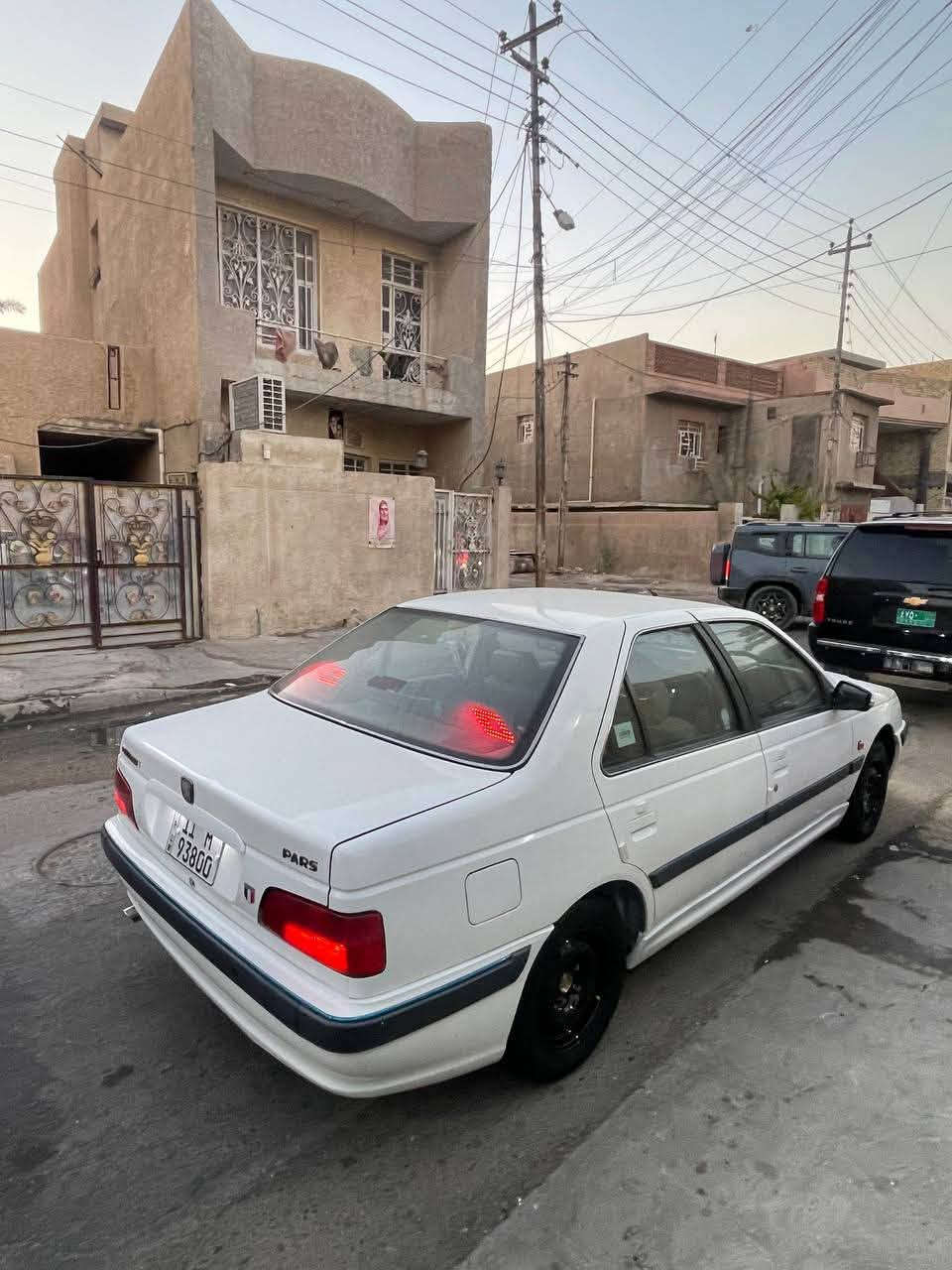 بيجو بارص م٢٠١٧  رقم بغداد
سياره حلوه جاهزه من كلشي تخم تاير جديد صدر جديد تبريد ثلج لا ضربه ولا صبغ 
سياره باسمي سنويه جديده  مكاني بغداد وشراي يتصل ***********
