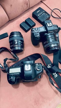 كانون 5D مارك 3 • عدسة 85مم f1.8 • أوتوفوكس