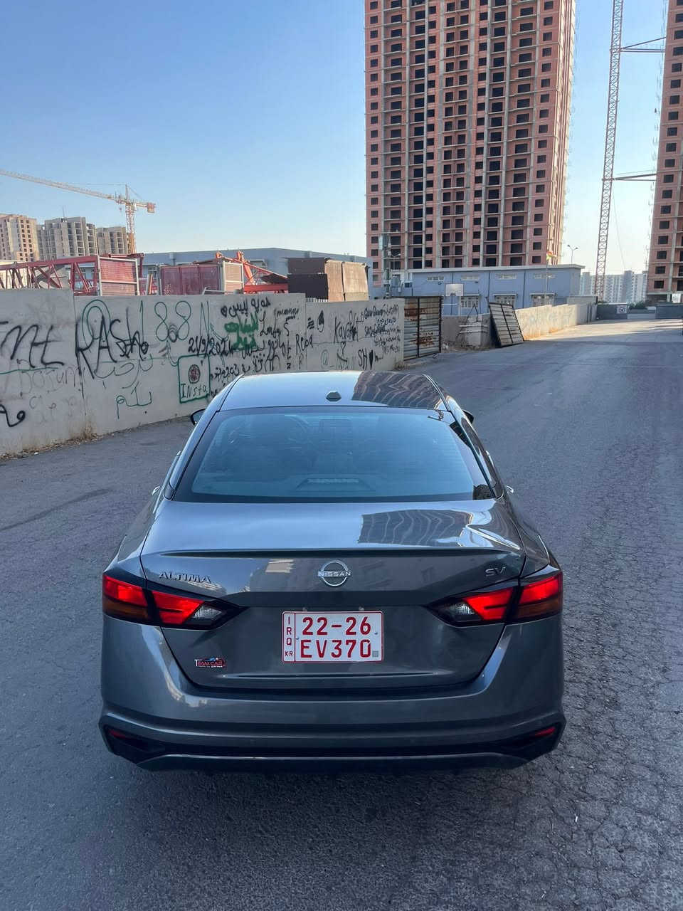 السلام عليكم               للبيع فقط بدون مراوس 👍

نيسان التيما 2024svالشكل الجديد بدون رقم 
سعر 149💵بيها مجال بسيط 
 محرك السياره 2500دوش المرغوب 
حادث السياره (فقط جاملوغ السكن تعديل بيها مكانين بارد بدون دواخل ايرباكات كلها سليمه  )

مواصفات
شاشه تدعم ابل كار بلي 🖥️
مثبت سرعه ⏱️
رادار امامي خلفي 
حساس امامي خلفي 
ويل كب حجم 17🛞
بصمه ابواب  
رادارات جانبيه 
كشن كهرباء 
كشنات قماش 

السياره بدون رقم لاستفسار اتصل ***********☎️
