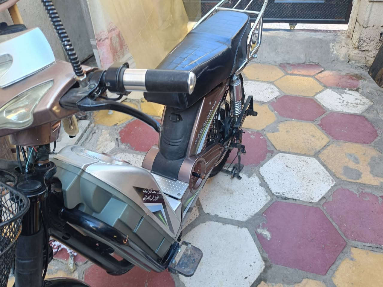 دراجه شحن للبيع عنوان الحسينيه مال الراشديه 
***********
