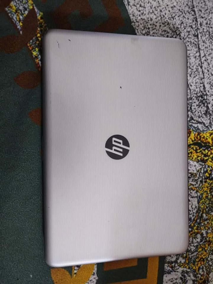 السلام عليكم
حاسبة hp للبيع  مستخدمه للدراسة فقط سعرها 150 مكاني الحمزة الشرقي ***********
