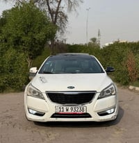 كيا كادينزا للبيع موديل 2011 السيارة نضيفة جداً والسونار موجود بلمنشور...