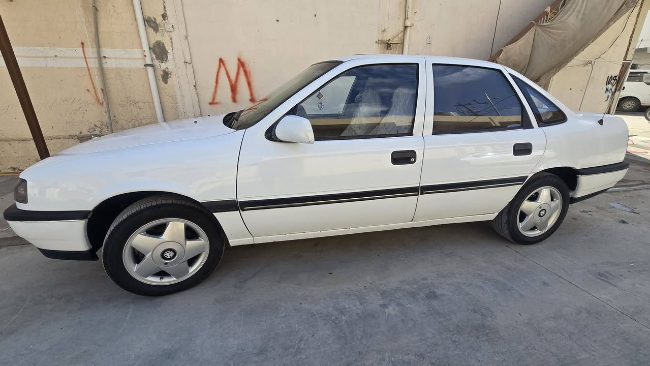 اوبل فكتزا حجم 20 اوتوماتیك
اللون الابیض رقم سلیمانیة انجليزي شرط التحويل، رقم جدید سنویة جدید ، تخم تاير جديد داخل جديد باتري لوك صدر امامي خلفي كبس مابي ظربة جديد سياره اي طخه ما بيها عل بلاد سياره حلوا وجدیدة ومال بیت  ..
استفسار هذا رقم / ***********
