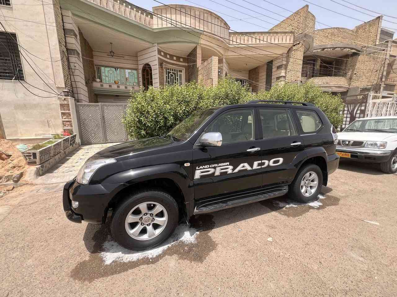 تيوتا برادو.      2008.    بسمي. تحويل مباشر.  مكاني بغداد.
محرك.  6.  سلندر.   4000.  بلاد وضع الشركه.  ✈️.  
فول مواصفات.    فئه.  VX.      تبريد. 3 قطع.    7راكب. داخل. جلد. ومخمل بلاد.    فتحه.   كشنات كهرباء.  مثبت سرعه.  مري شفط.  +تحكم.   هوك بلاد.   دبل.  تانكي.   سبير تعليك.  تدفه كشنات.    شاشه.  كامره.  دفع. رباعي. 4x4.      لايت زنون.   فول للخير.  2nd
STRT.    كير. حداده. امامي خلفي تخم تاير.  اكسن. وضع الشركه. جاهزه.  مكفوله. كفاله عامه من الفتح والتبديل.  والضربه. شرط الفحص.  فقط البلاستك بس صبغ بسيط ممثر.  السعر. 185. ورقه.  اتصل.  وتدلل.   ***********.
