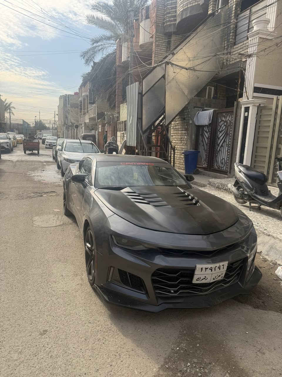 سلام عليكم كمارو 2017 فول مواصفات واحد على واحد فتحه وبصمه تشغيل عن بعد مكينه وكير مكفوله 
صدر مكفول كامله السياره ناقصه بس طالب يسوق 😂 مصبوغه عام السياره بيه حادث صفحه رقم دهوك 
متواجد بغداد ***********
