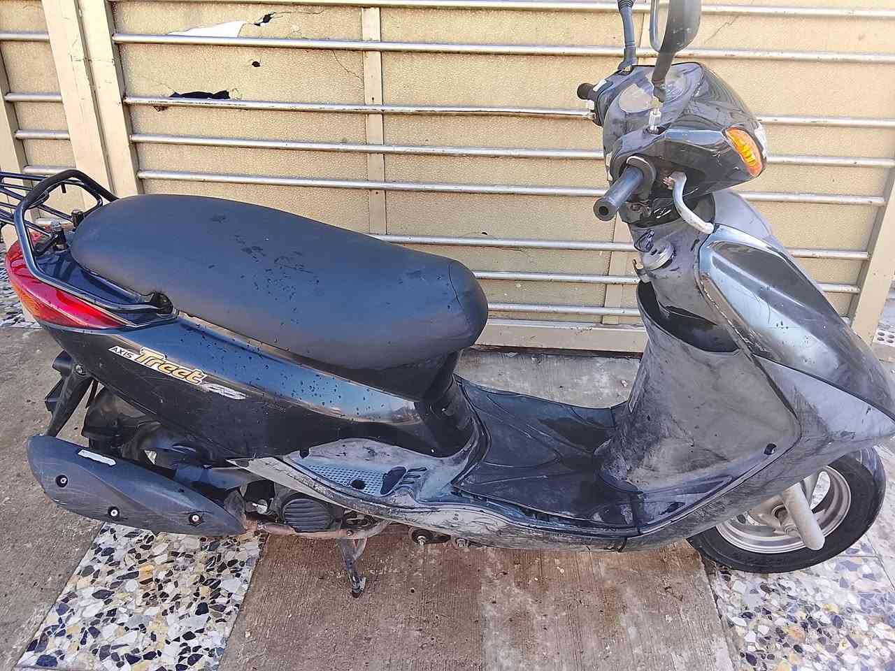 سكنس فحل نوزل ياباني سكليتر خطين أستان كهربائي حساس كله شغاله اي نقص مابيه نضافه فول دراجه جديدة لوك السعر  700 بغداد المشتل ***********
