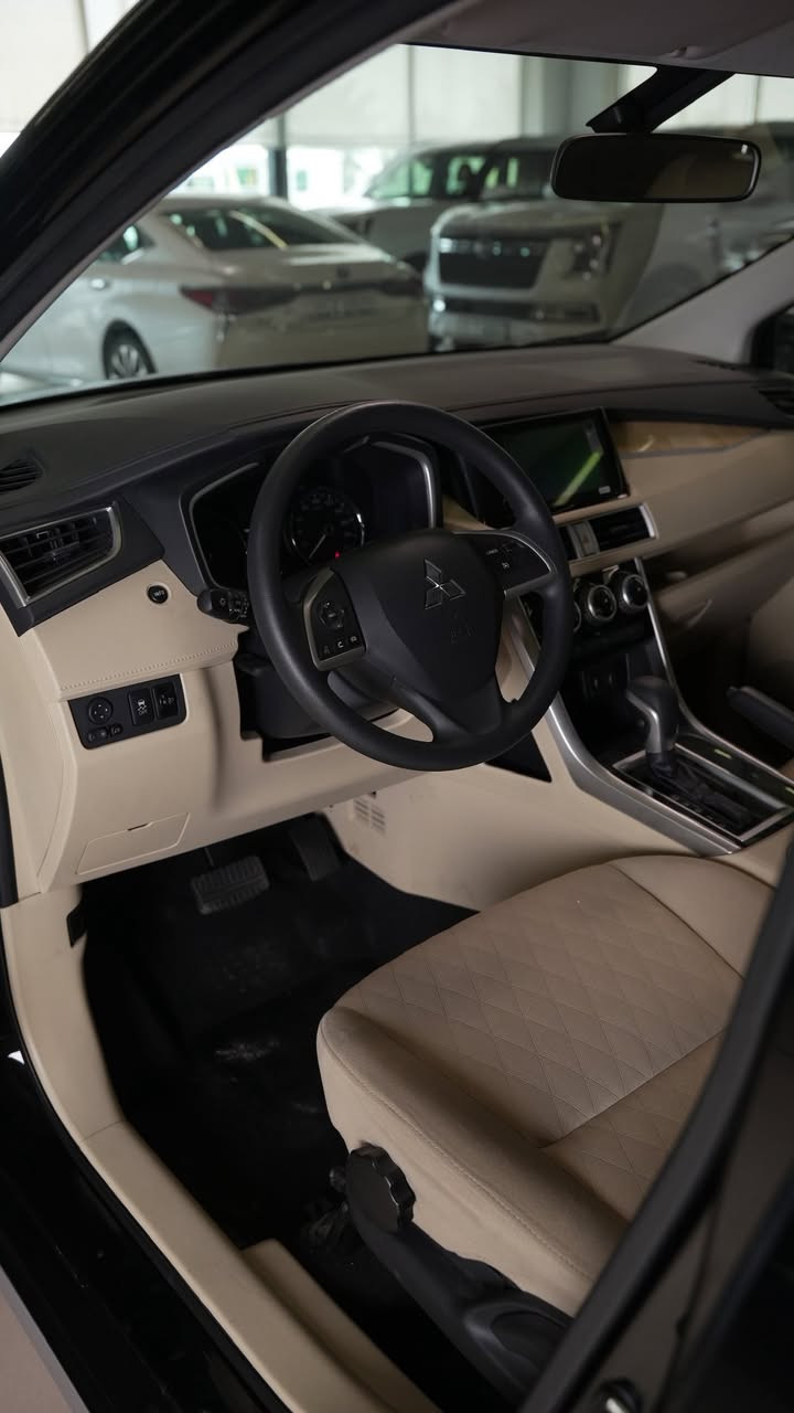 * إكسباندر 2024… مساحة أكبر، راحة أكثر، وثقة في كل رحلة. 🚗✨
* صُممت للعائلة، وجاهزة لكل مغامرة. #Xpander2024
* حيث تلتقي العملية بالأناقة. �


**إذا كنت صاحب هذا الإعلان وتريد حذفه لأي سبب، رجاءا أرسل رسالة إلى الدعم الفني**
