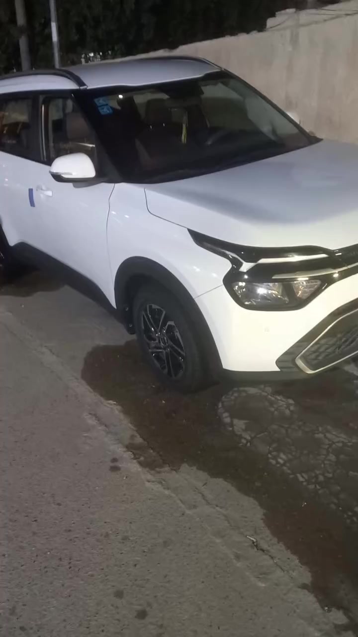 سلام عليكم كياكارنز موديل ٢٠٢٣ماشية ٤٥الف محرك ١٥٠٠دبى نوزل سيارةكلش حلوة سعرهة ١٦٥ورقةبيهةشوية مجال عنوان البياع حي الرسالةالاولى  رقم تلفون ***********   ***********
