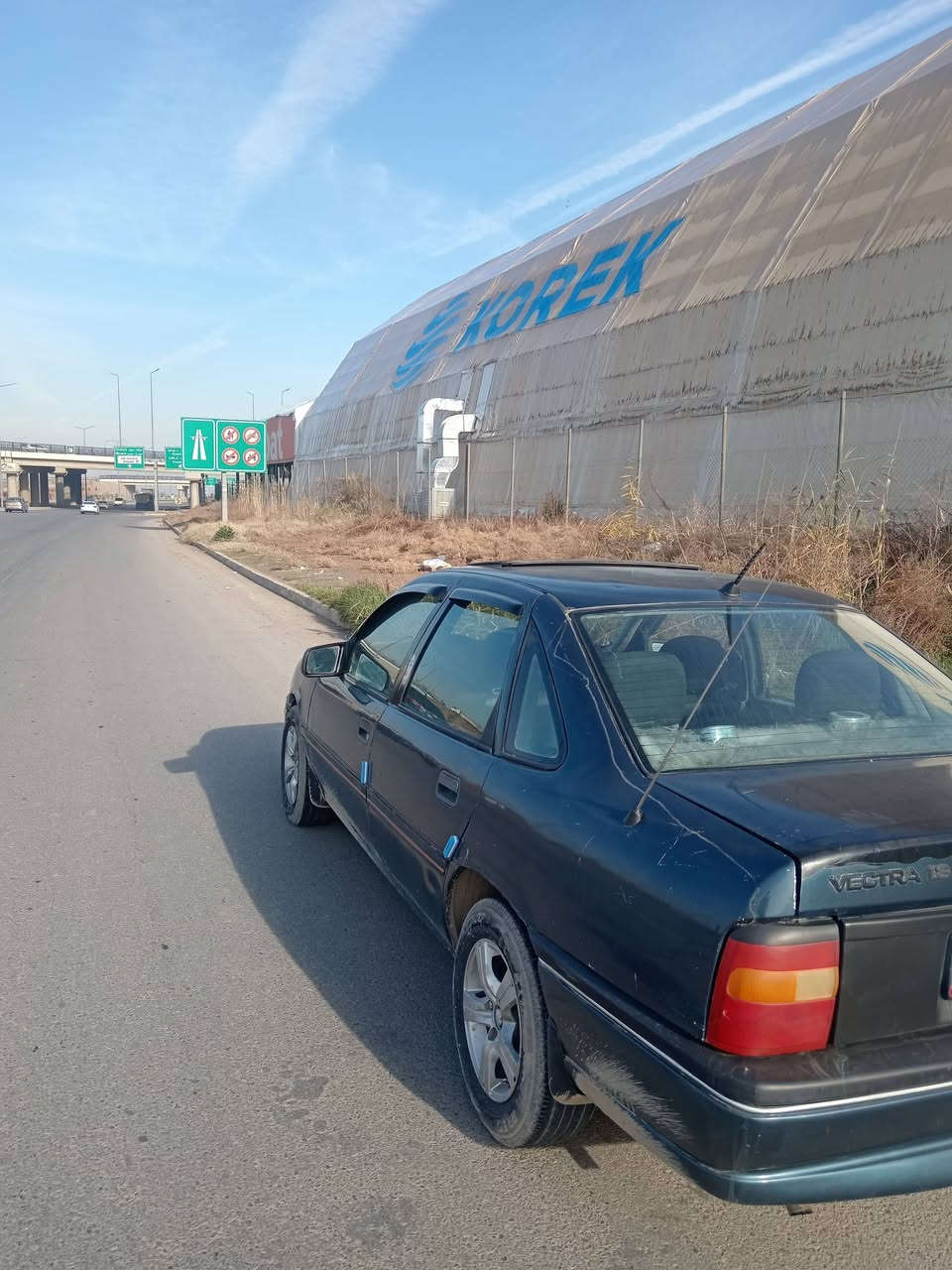 السلام عليكم اخوان فيك ترى حجم 18 موديل 91 للبيع***********
