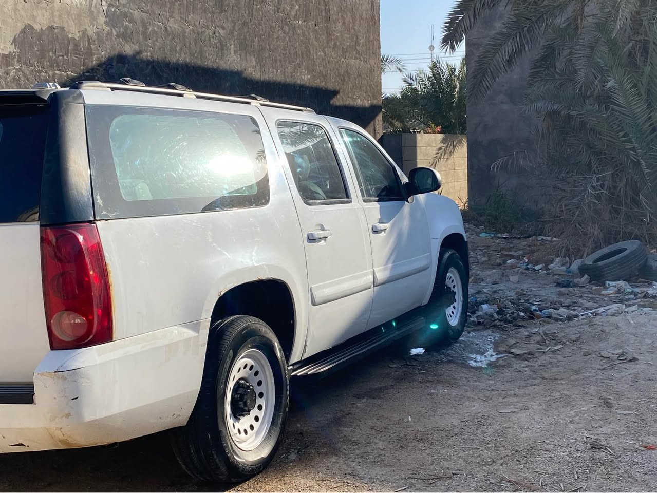 خال 
مديل 2008اصل 
اجره رقم بصره (. انكليزي )
خط.  بصره بغداد
لون الاصل ( شمباني )
ضربتها فقط بجم بنيد وجاملغ السايق بدلتهن 
غرفتها جديده (دوشمه كامله) 
سيارها ماناقصها شي نكره سويج ترايها لبغداد
سعرها مناسب جدا
115$
بيها مجال قليل
سبب البيع
(ضرف مستعجل)
(***********)
واتساب او اتصال فقط البصرة, العراق
