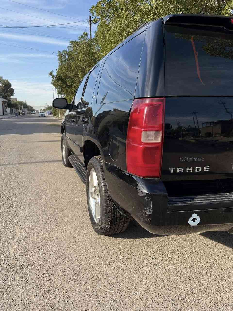 السلام عليكم
للبيع تاهو ادوات 
موديل 2008 مواصفات LT
خليجية مكفوله من الكص والضربه 
السياره جديده صدر حداديه تبريد 
تخم تاير لايت زنون شاشه كار بلي 
السعر 75 وبيه مجال استفسار *********** مكاني بغداد
