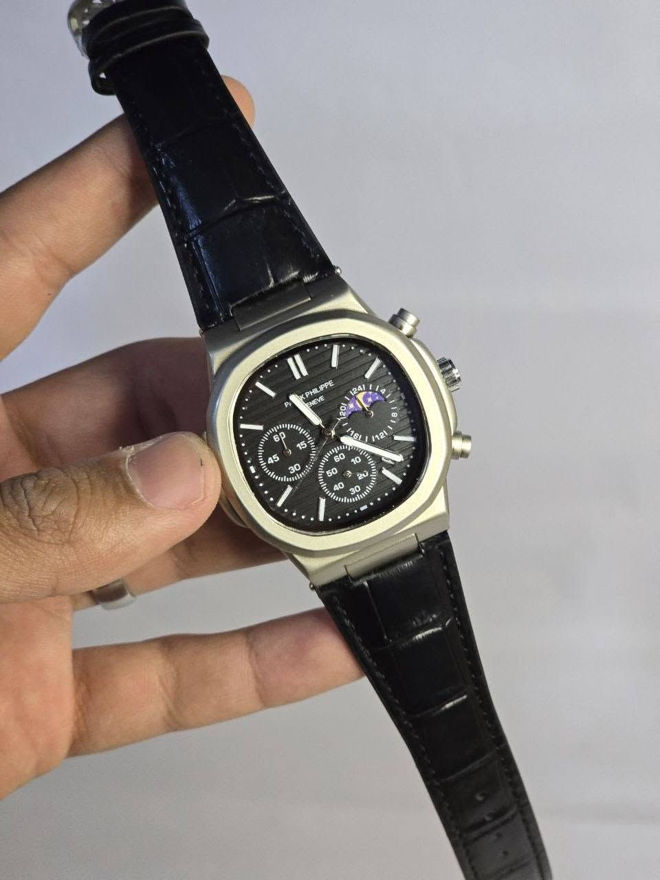 باتك فلبPatek Philippe
تحفه فنيه تتخطى مفهوم الوقت 
مكينة كوارتز ستوبوج (جميع السناتر شغالة)
الميناء اسود فخم بدزاين عصري فول لامينوس ارقام واميال 
زجاج معدني مقاوم للخدش 
نظام شمسي قمري شغال
منفذ تاريخ شهري
الهيكل مصنوع من التيتانيوم 
مختمة من كل مكان
سير جلد مختم 
قفل فراشة اصلي + قطر 43

السعر :- 35 الف ع اول تم 
للحجز والاستفسار يرجى الاعتماد خاص


**إذا كنت صاحب هذا الإعلان وتريد حذفه لأي سبب، رجاءا أرسل رسالة إلى الدعم الفني**