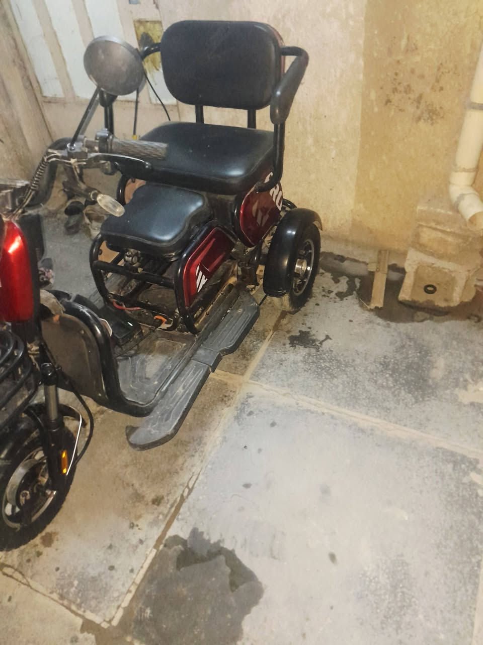 دراجه شحن ٣تايرات موديل ٢٠٢٤ اربع بطاريات سعر ٤٥٠ مكان بغداد الزعفرانيه تصال عل رقم ***********
