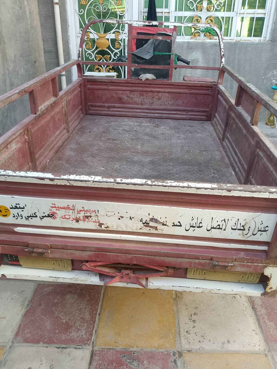 سلام عليكم ستوته للبيع موديل 20 و20 مكفوله عوزه بس تفيلس نضيفه كلش محرك اربعه وعشرين مكاني حله شارع 80 السعر مليون 550 وبيه مجال قليل ‏‪***********‬‏
