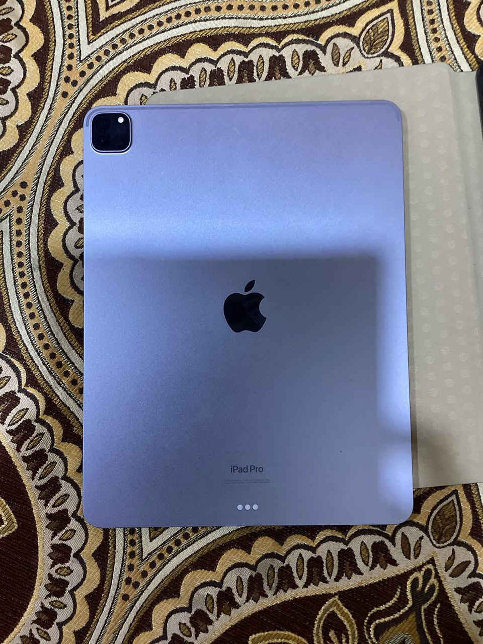 ايباد m2 حجم شاشه 12.9 جاهز نضيف بطاريه 93 وذاكره 256 كارتون وشاحنه موجودات واييباد نضيف السعر  مليون و 100  وبي مجال رقمي *********** مكاني البصره القبله
