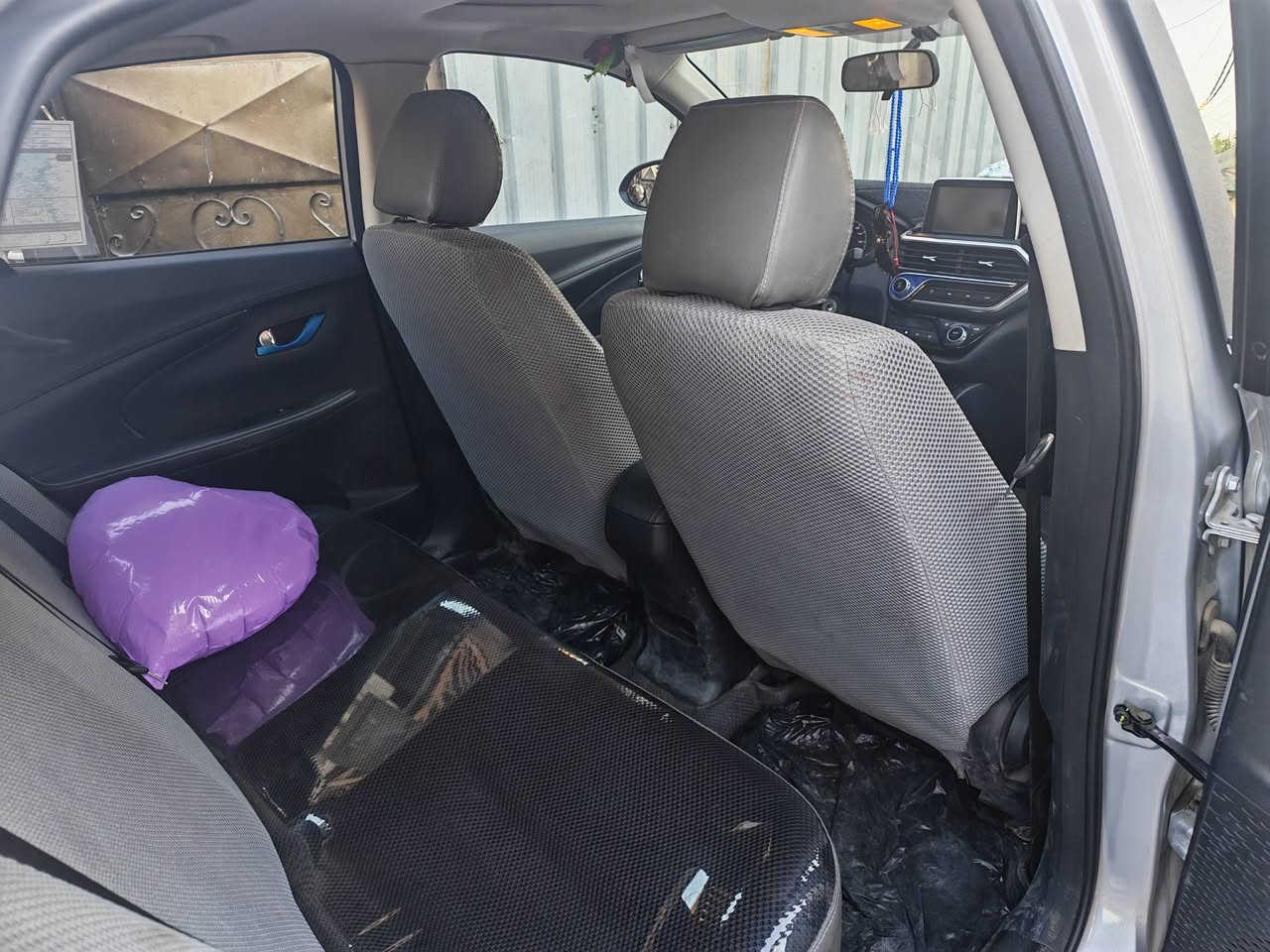 شانجان L7/24 داخله بل ضمان ماشيه 21 السعر 10،000$ إب اسمي رقم بغداد الاتصال علئ الرقم ***********
