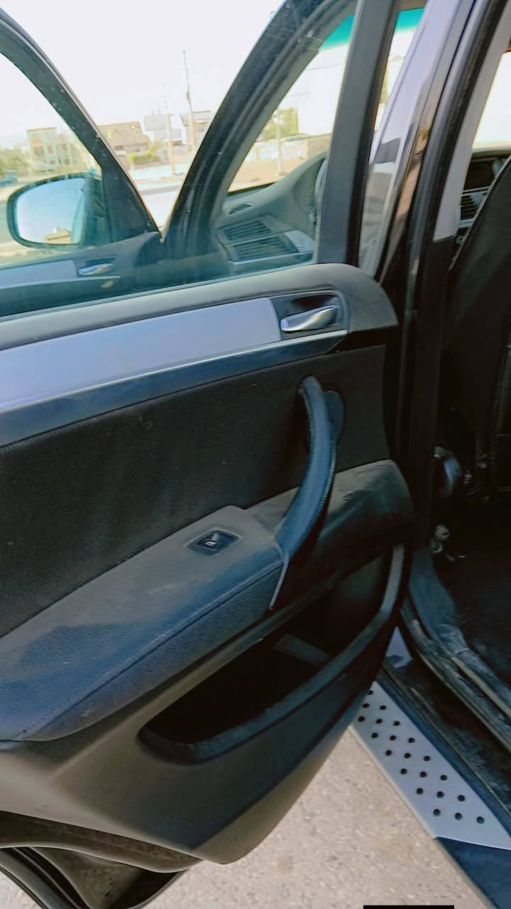 للبيع.  x5   مديل 2008فول سبعه راكب بدون ضرر ديزل محرك 3000  تك تربو نوزل ميماتي صبع مكانتين مال جراد سياره جاهزه تبرد شغال هزه رقم سنويه جديد العنوان اربيل السعر 125 مكلف بل نشر ***********
