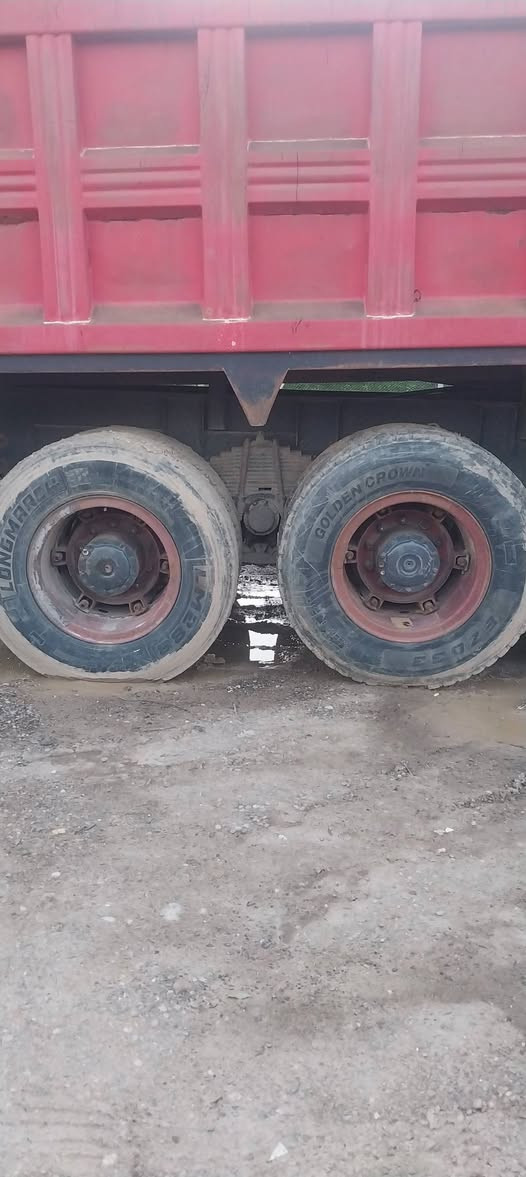 سلام عليكم سكانيا 142للبيع مكينه8 مجموعه مان نص شاصي مكفول طويل بلادي مكان بغداد ***********
