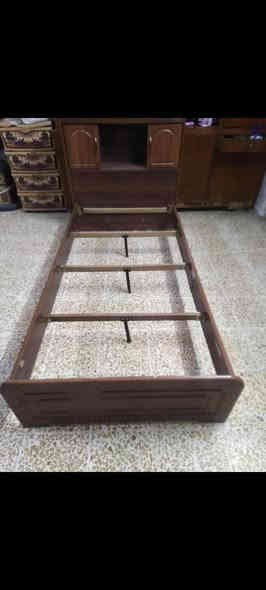 اغراض للبيع 
حي الوحده مدخل السبعاوي قرب جامع الاحمد او مدرسة المامون 
***********
***********
