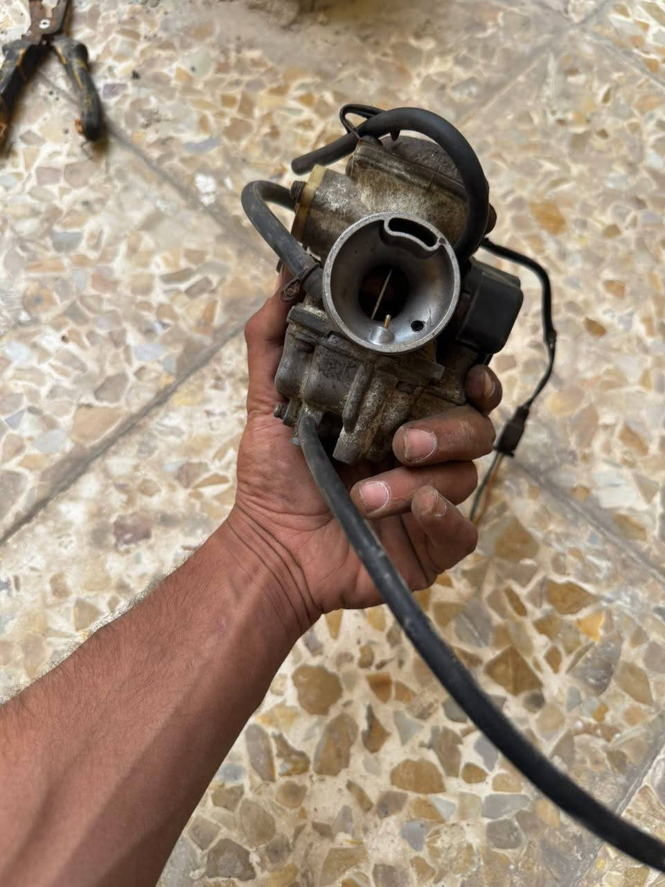 سلام عليكم الغوالي
كابريته مال فراشه للبيع شرط حاويه كدامك ليريده بخدمته


**إذا كنت صاحب هذا الإعلان وتريد حذفه لأي سبب، رجاءا أرسل رسالة إلى الدعم الفني**