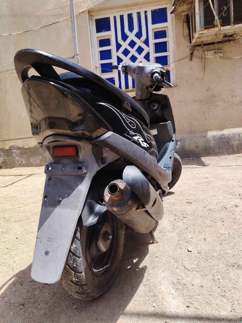 ماكس عدله ما مفتوحه ختم واحد ويه المكينه سعر 775 وبيها مجال گرمه علي
***********
