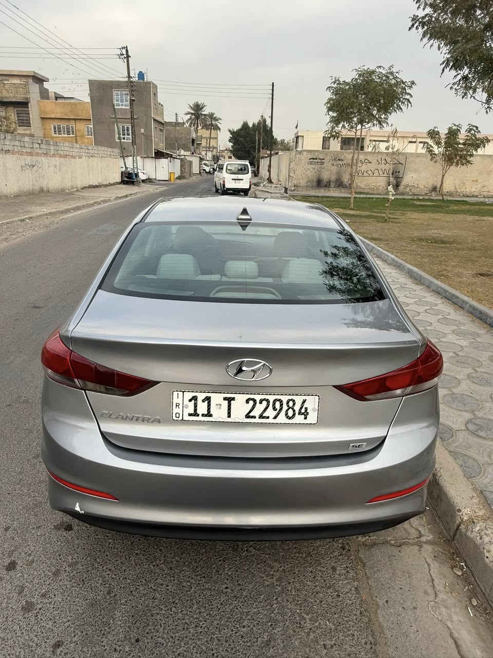 السلام عليكم النترا وأرد امريكي2017 رقم بغداد الجديد سيارة جديده كير مكينه تبريد صدر امامي خلفي كله مكفول تخم تاير جديد باتري جديد حادثها جاملغ خلفي وقبق جنطه  
السياره ليبل واحد ماشيه136
مكان بغداد السعر 117
للاتصال ***********
