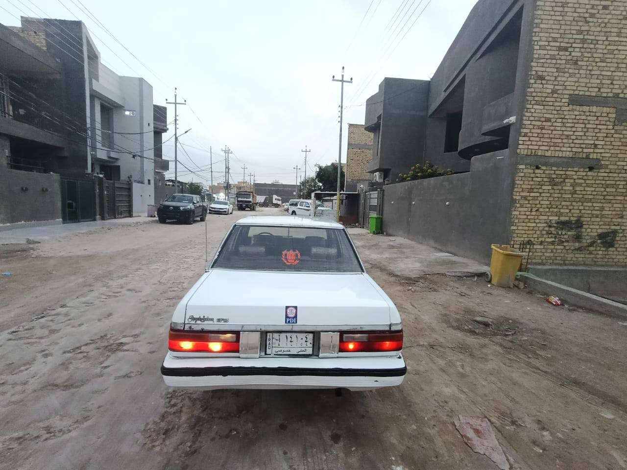 الرقم *********** اتصل وبيك خير وتدلل 
السلام عليكم ورحمة الله وبركاته للبيع سياره كراون سوبر  رقم (مثنى ) 
موديل (86) راعيها موجود (مكفوله من الصوليات والضربه والكصه والشاصي والكسن ونقل جثه) 
   مكينة وكير 2500 سته سلندر حداديه تخم تاير جديد دواخل حلوه ويل كب جديد بطاين حلوه(مصبوغة عام جماليه فقط ) كهرباءيات شغاله من الطول للـ طول السعر 32وبيها مجال

مكان السياره ذي قار المركز 
للستفسار الاتصال على الرقم التالي
