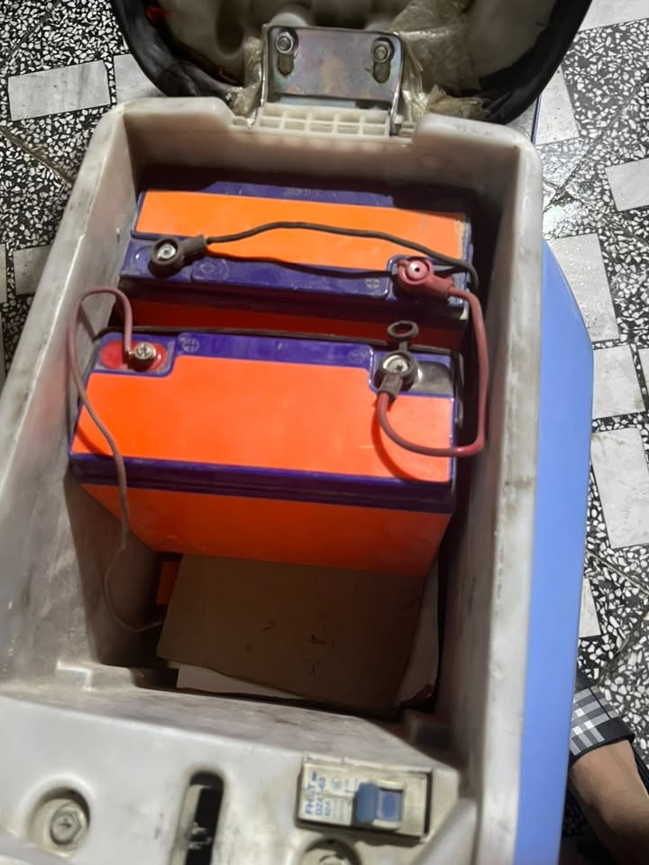 دراجه شحن للبيع
دراجه كامله ما نقصه شي
🔋 بطاريات العدد 5 موجودات بلصوره نضيفات جدد
بريك امامي فقط
 سرعه 71
مفتاح العدد ثنين + تشغيل عن بعد
(لايتات + اشاير + هورن + رجوع خلفي) كلهن شغالات
السعر 350 وبيه مجال
العنوان بغداد البياع تقاطع درويش
اتصال على الرقم او واتس اب
***********
