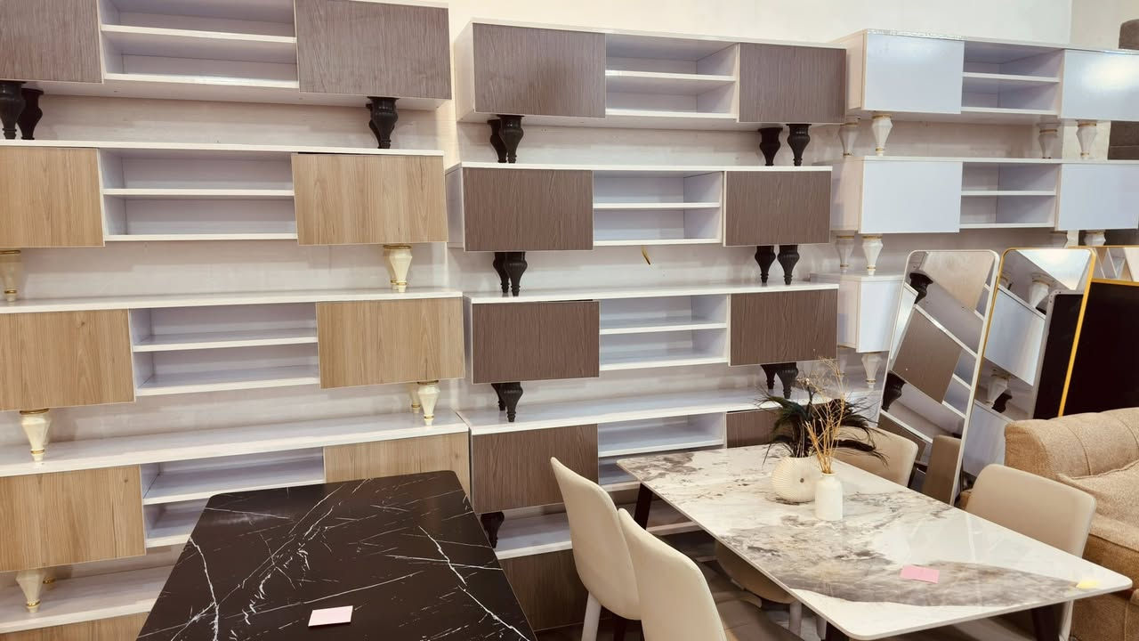 ميز بلازمه 
مجمع حسينً الحسناوي 
***********
