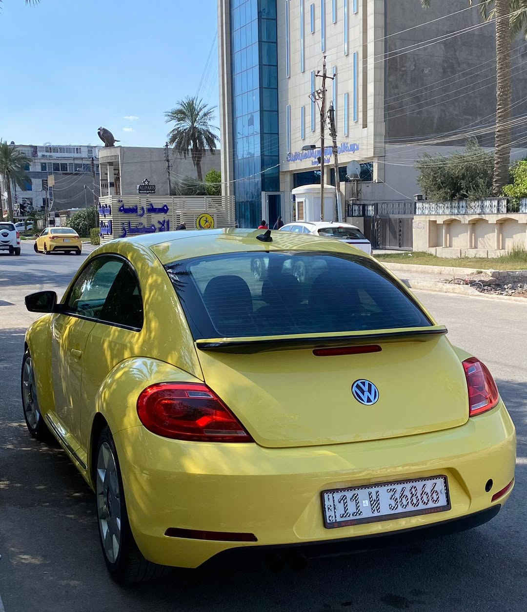 السلام عليكم للبيع فولكس واكن بيتل 2012 فول مواصفات عده البنرامه محرك 5 سلندر 2500 مكينه وكير جدد تبريد ثلج حداديه جديده تخم تاير جديد بصمه دمام بلادي كشنات جلد سياره جديده بشكل وجاهزه عل آخر حبايه حادثه موضح بصوره بيهه صبغ مكانات بدون دواخل السعر 98 
***********
