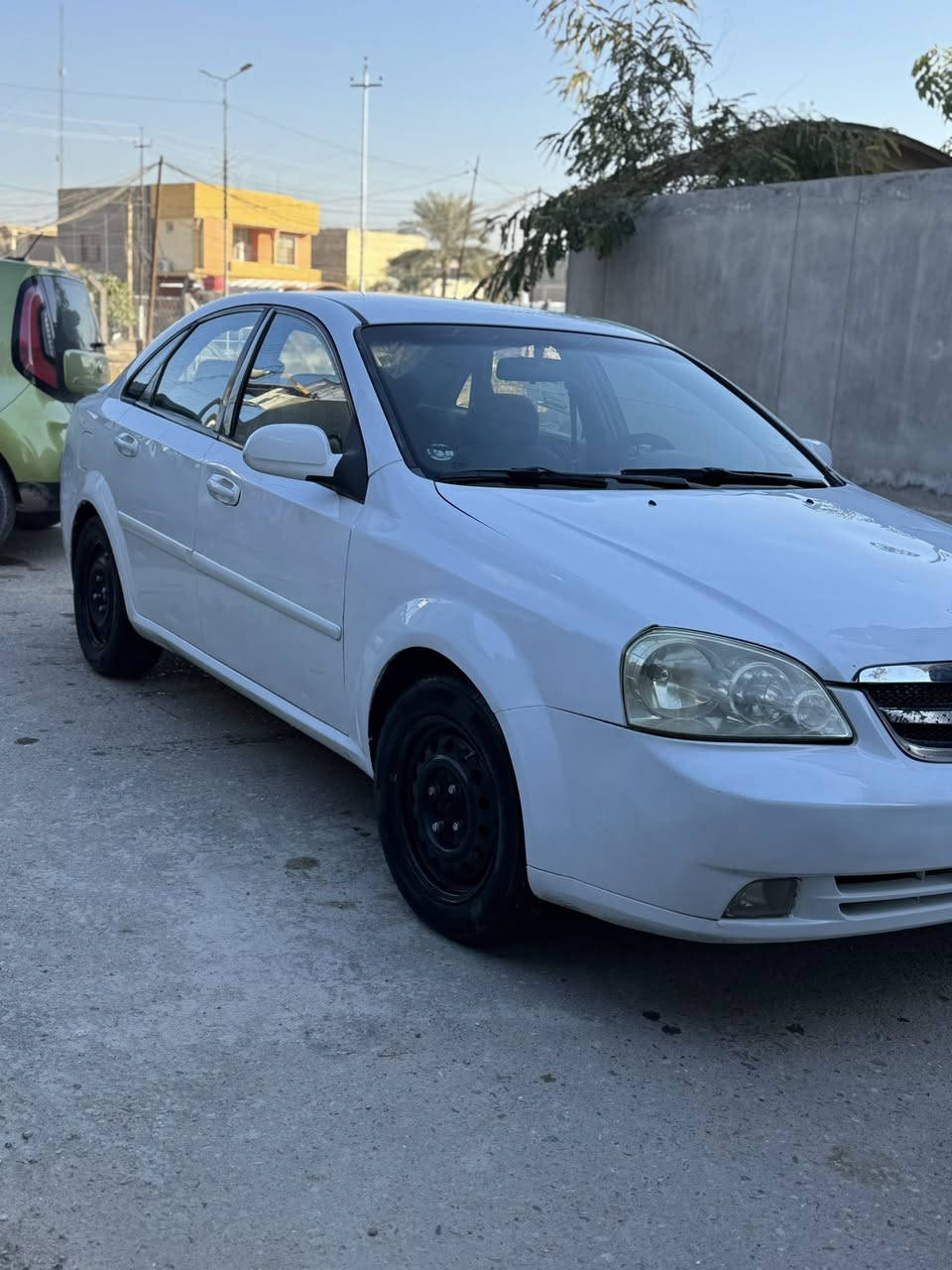 السلام عليكم . اوبترا ٢٠١٠  نظيفه ومرتبه سياره مال جناي تدفئه تبريد تحكم ستيرن شاشه . كير ومكينه مكفولات تحويل مباشر . السعر ٧٣ 
عنوان السياره بابل مركز الحله
***********
