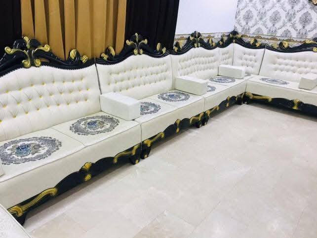 معمل علاء العزاوي التخم والديوان شغل تفصال درجه اول خشب بلوك اسود وسفنج مميز اول وقماش حسب  اختيار  الزبوان العنوان مفرق السده مقبل حي البكر شارع السيد ابرهيم الاستفسار اتصال او واتساب ***********
