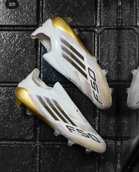 اديداس • مقاس ٤١