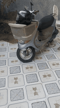 السلام عليكم دراجه للبيع السعر ٣٥٠قفل الرقم ***********
