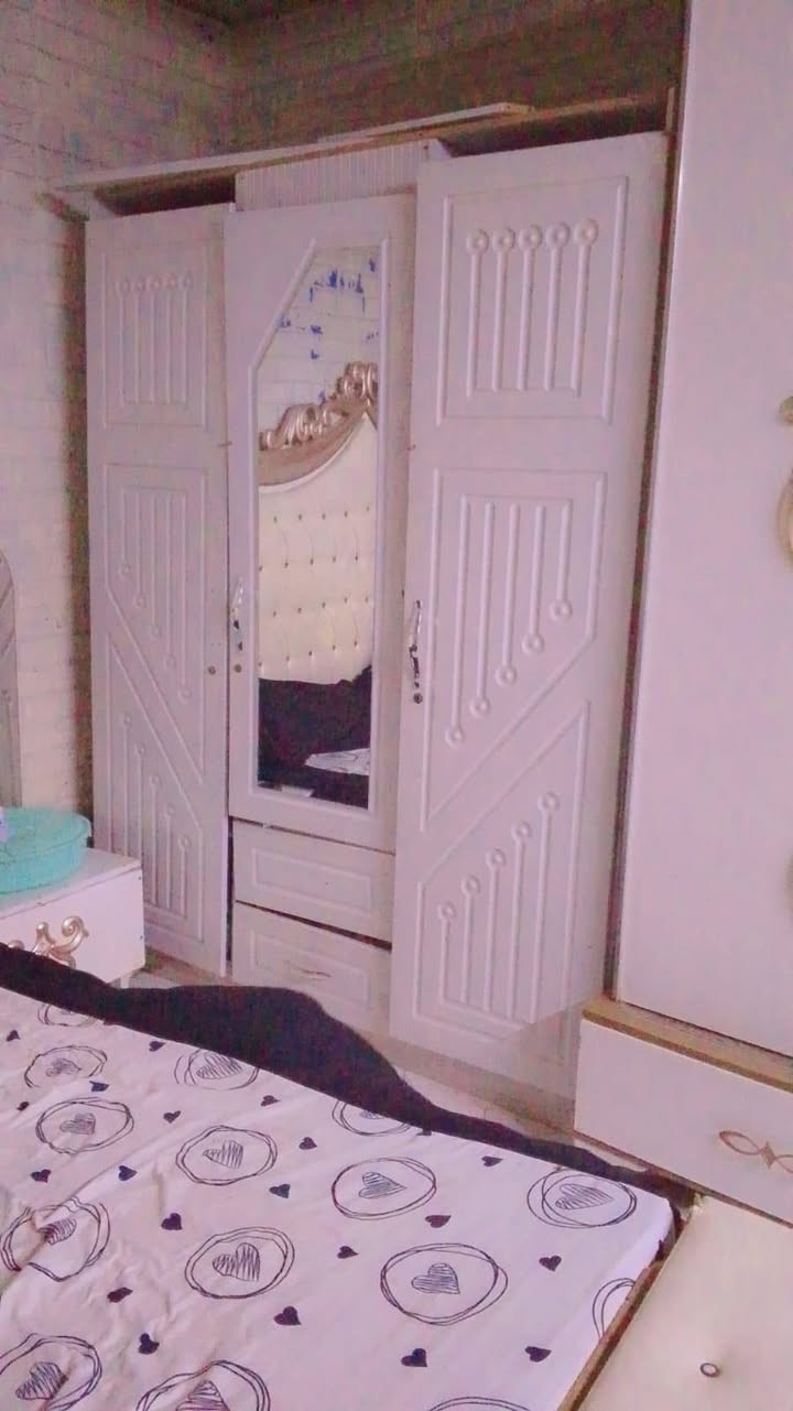بوفيه صاج تكمله 75 و كنتور 3 بيبان لسعر 75


**إذا كنت صاحب هذا الإعلان وتريد حذفه لأي سبب، رجاءا أرسل رسالة إلى الدعم الفني**