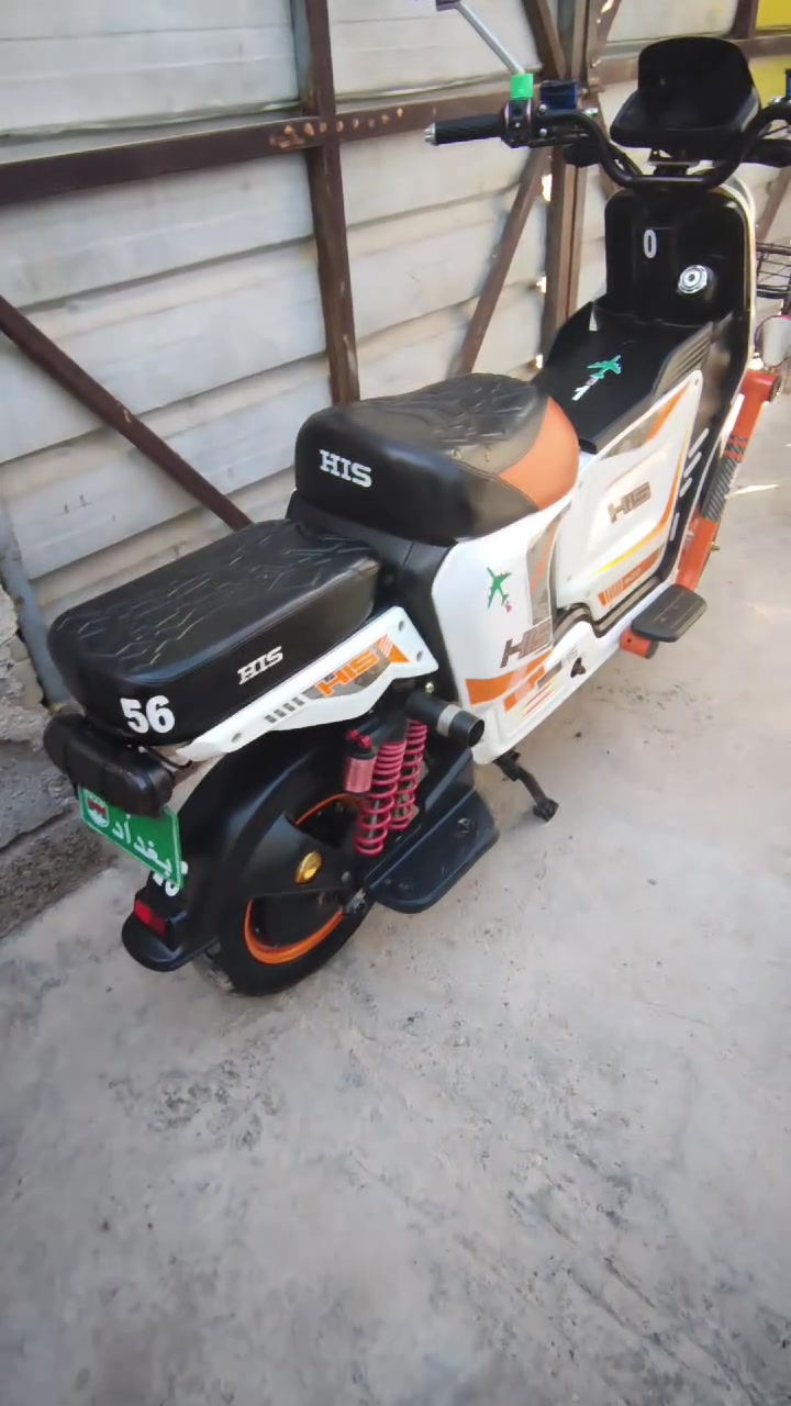 السلام عليكم دراجه شحن h 900 خمسه باتري ام الشنطه الدراجه فول مواصفات بصمه ريمون وبصمه جوزه 
الدراجه كامله ما ناقصها اي شيء المكان ديالى الغالبيه سيف سعد السعر ٥٠٠ ***********
