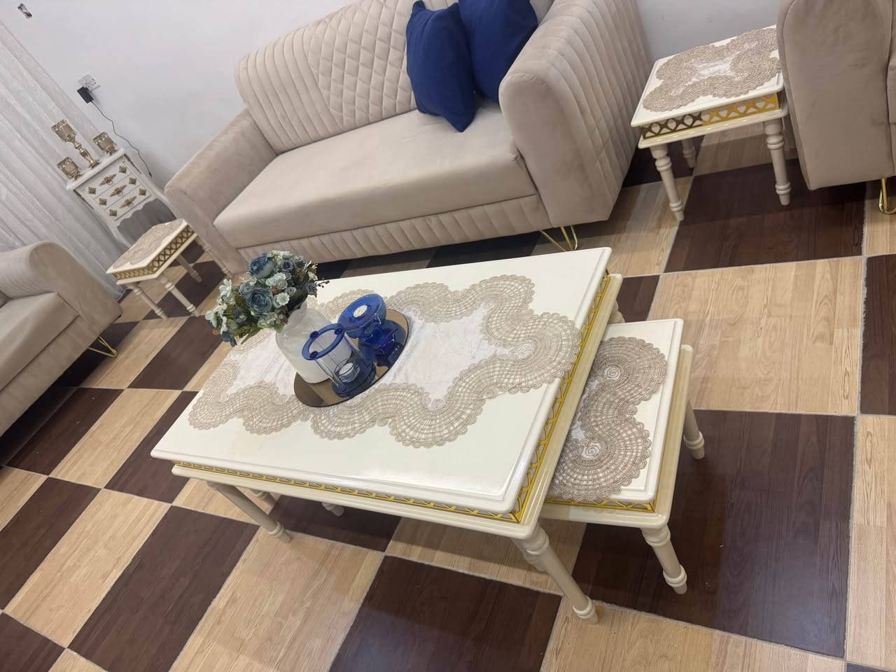 ‎تاقمی ١٢ نەفەری مێزی ناوەڕاست و چوار تەپڵەك بۆ فڕۆشتن سلێمانی تاسڵوجە‎ الصويرة, واسط


**إذا كنت صاحب هذا الإعلان وتريد حذفه لأي سبب، رجاءا أرسل رسالة إلى الدعم الفني**