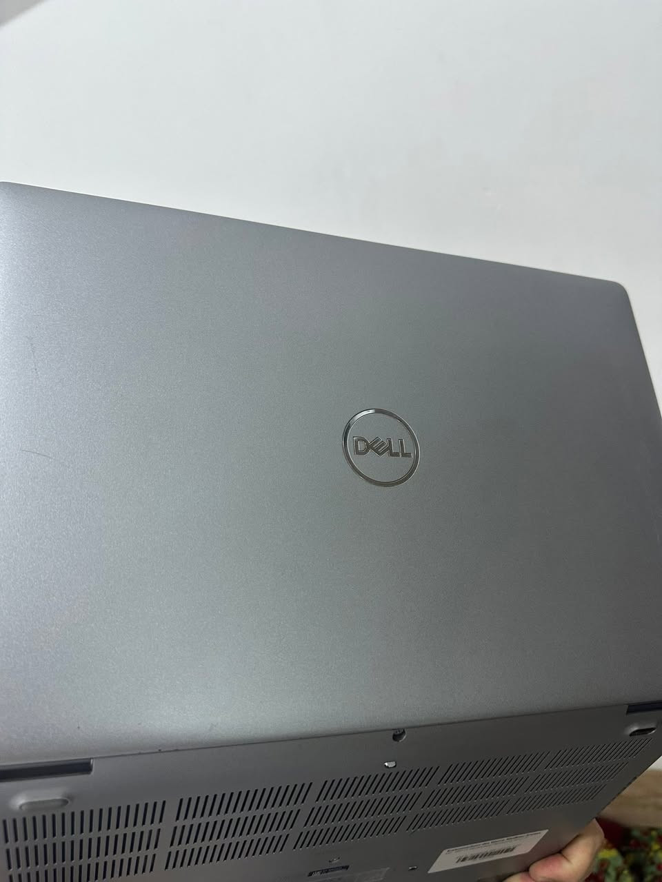رام 8 GB
لابتوب نظيف بدون مشاكل فقط كبسة وحدة طايرة من الكيبورد بس شغالة

سعر الجديد 315$
انا ابيع 160$ يعني تقريبا 250.000
واتساب ***********
