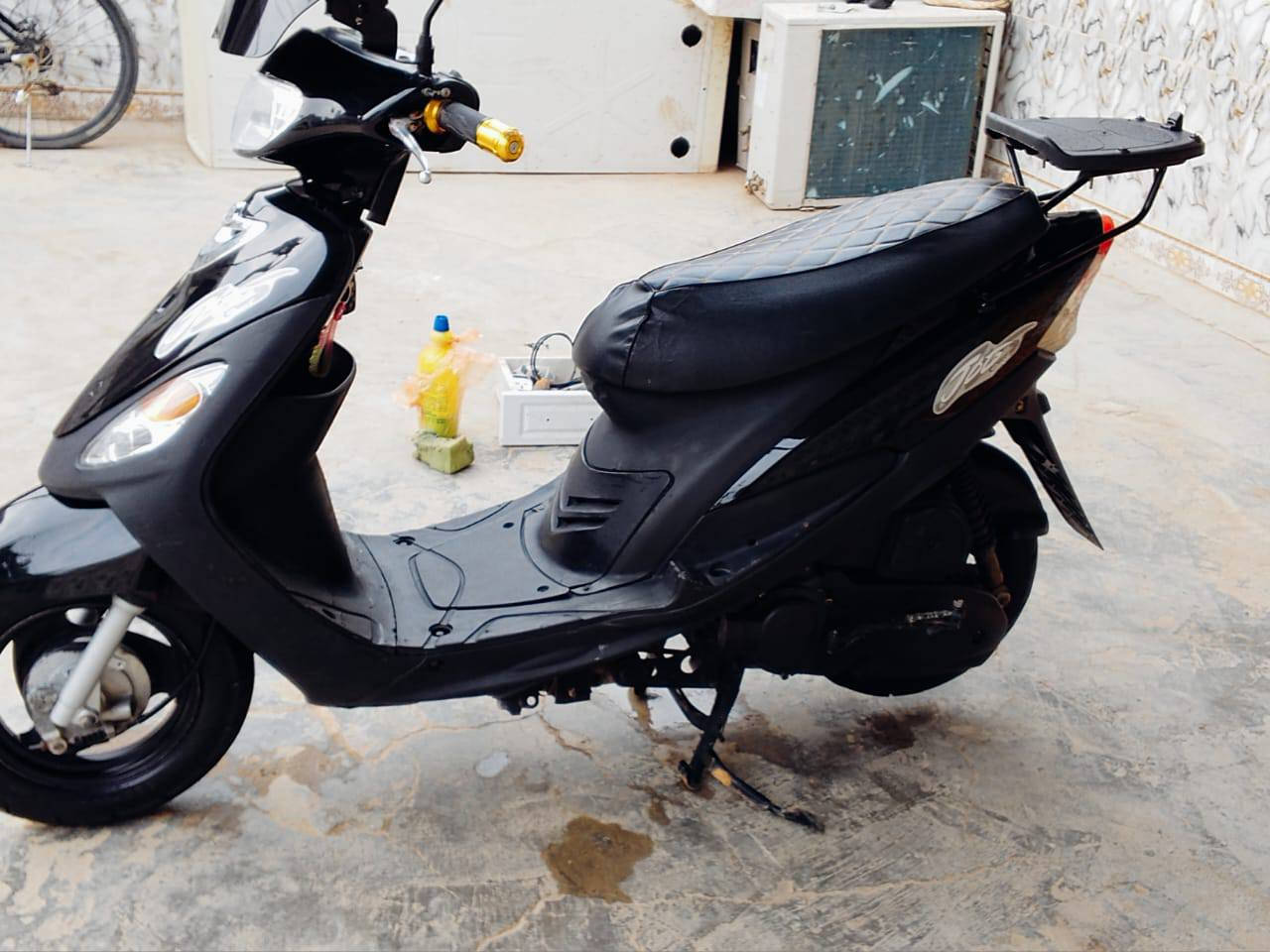 دراجه ماكس منغولي بوشه 50 بلاد نظافه 90% كامل مواصفات كل نقص ما بيها مكاني ناصريه  الغراف ***********
