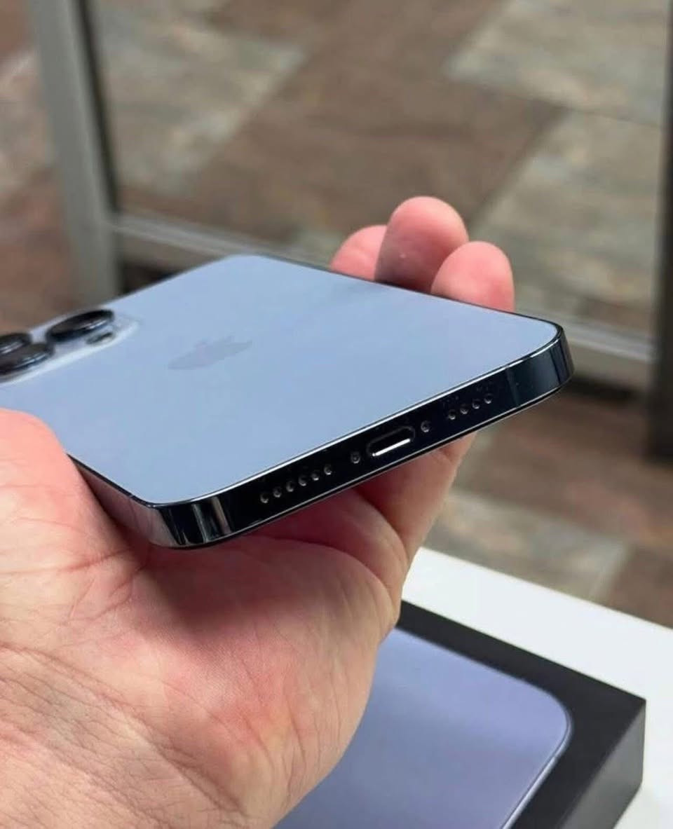 13برو ماكس شرق اوسط 
بطارية 84
ذاكرة 256
استفسار خاص او الاتصال ع الرقم التالي 
***********
